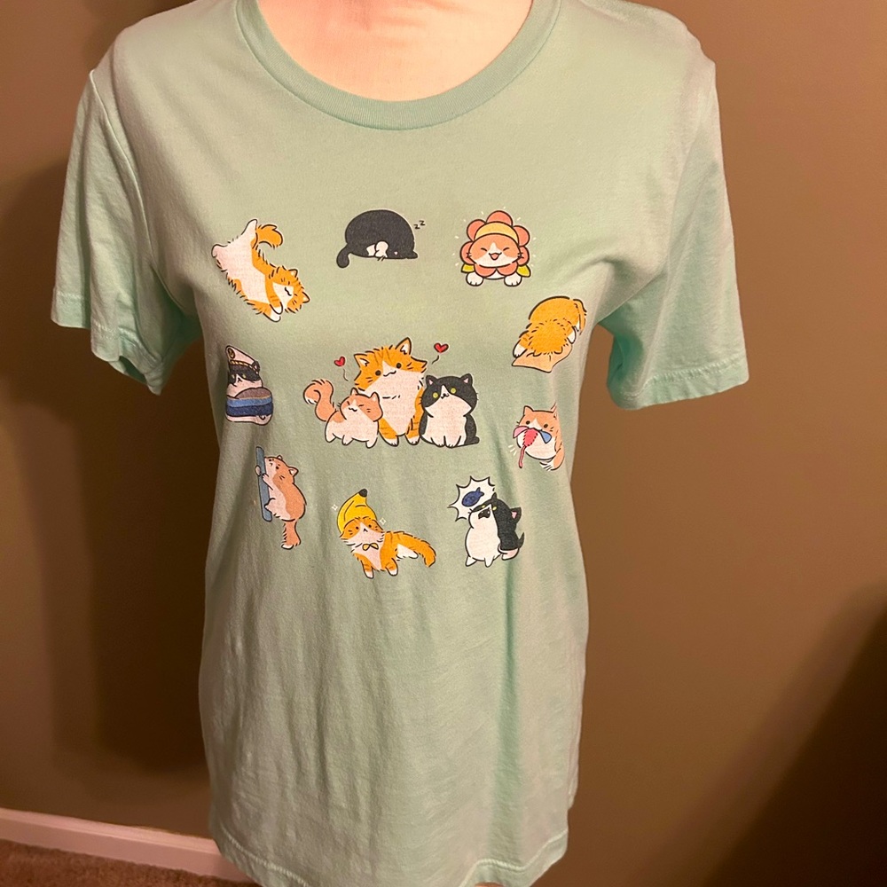 Mint cute cat themed tshirt